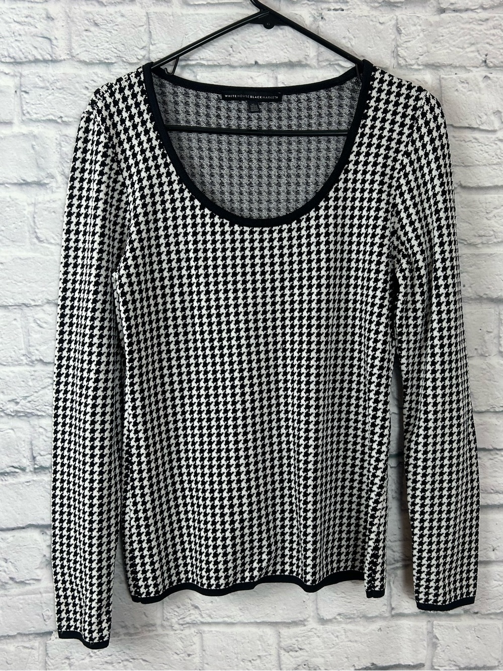 White House Black Market Medium Black White Houndstooth Knit Sweater Top